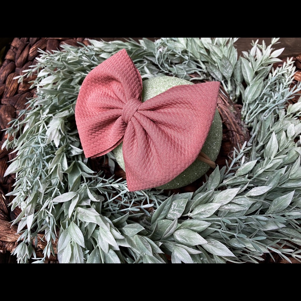 Nylon Bow